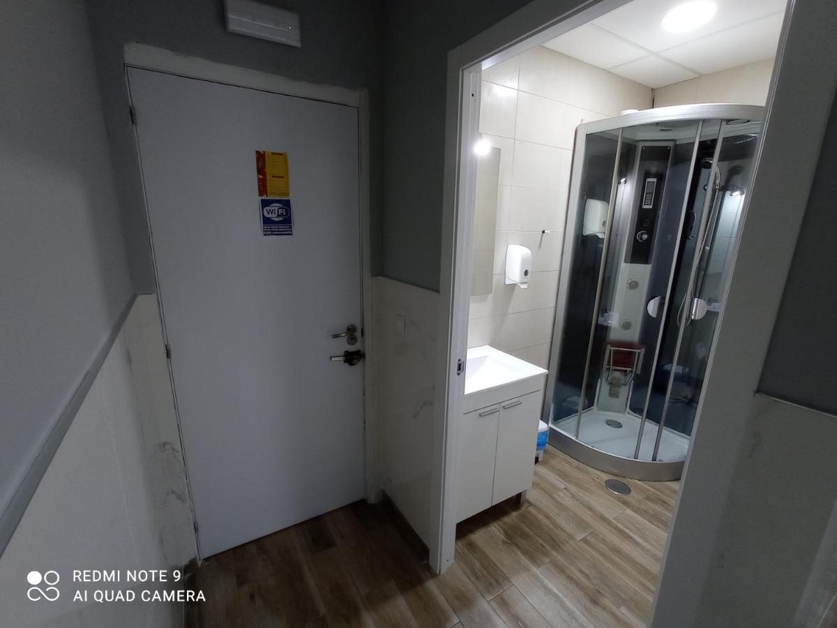 Hostal Avenida Andalucia - Solo Adultos Séville Extérieur photo