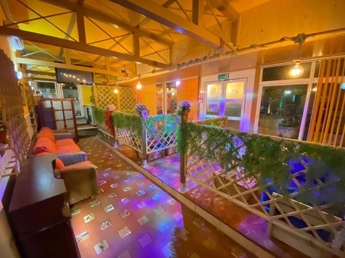 Hostal Avenida Andalucia - Solo Adultos Séville Extérieur photo
