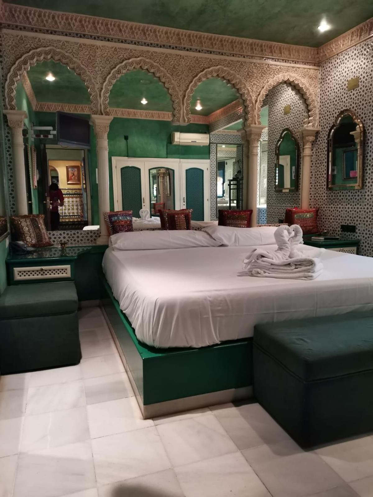 Hostal Avenida Andalucia - Solo Adultos Séville Extérieur photo
