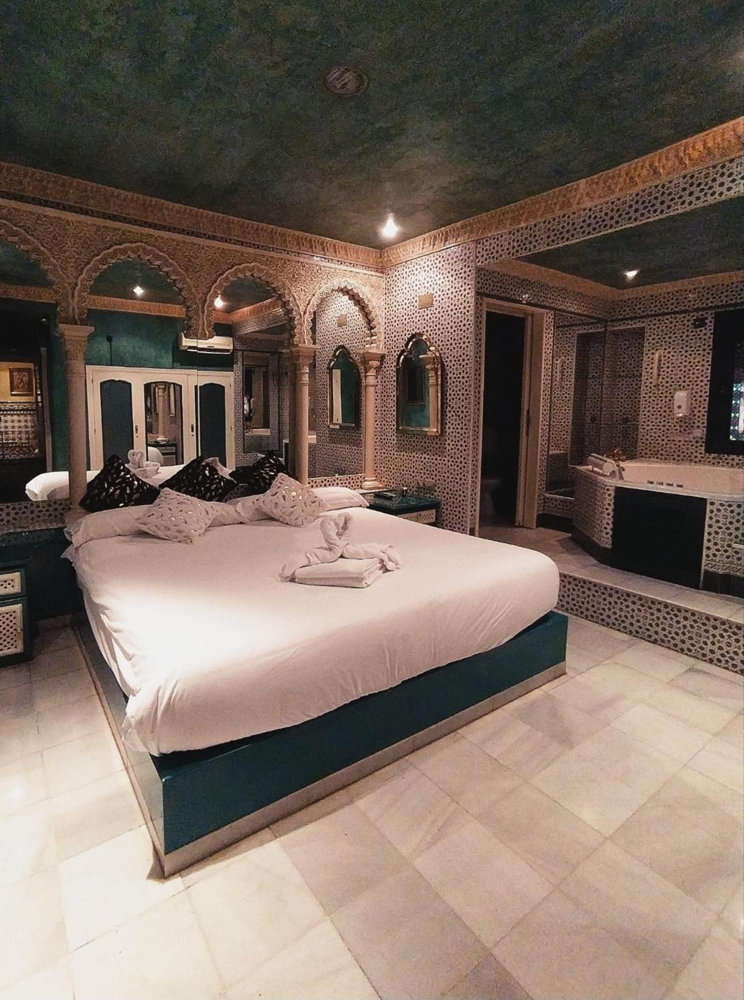 Hostal Avenida Andalucia - Solo Adultos Séville Extérieur photo