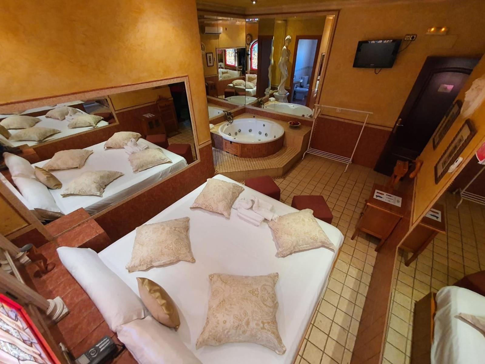 Hostal Avenida Andalucia - Solo Adultos Séville Extérieur photo