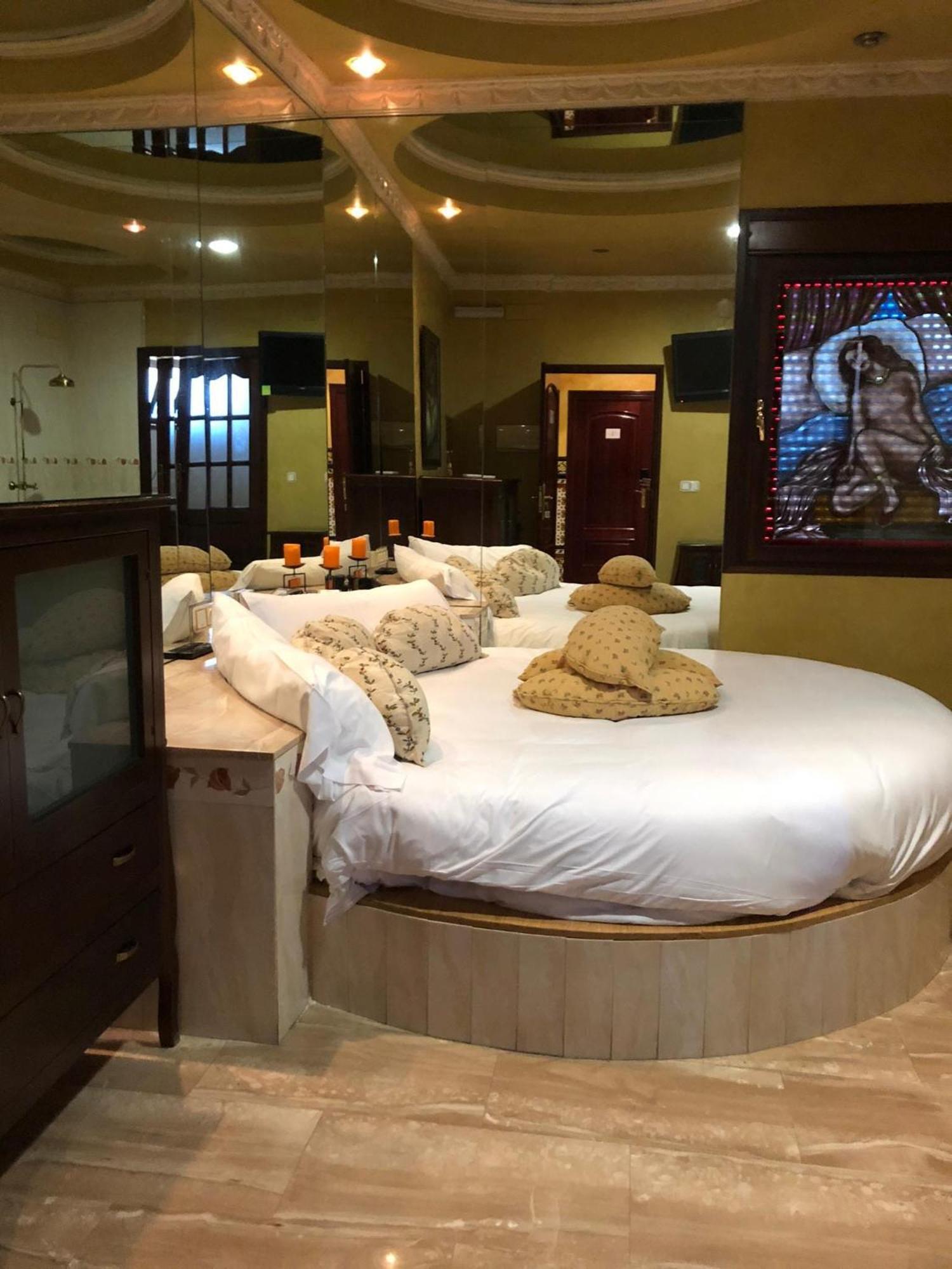 Hostal Avenida Andalucia - Solo Adultos Séville Extérieur photo