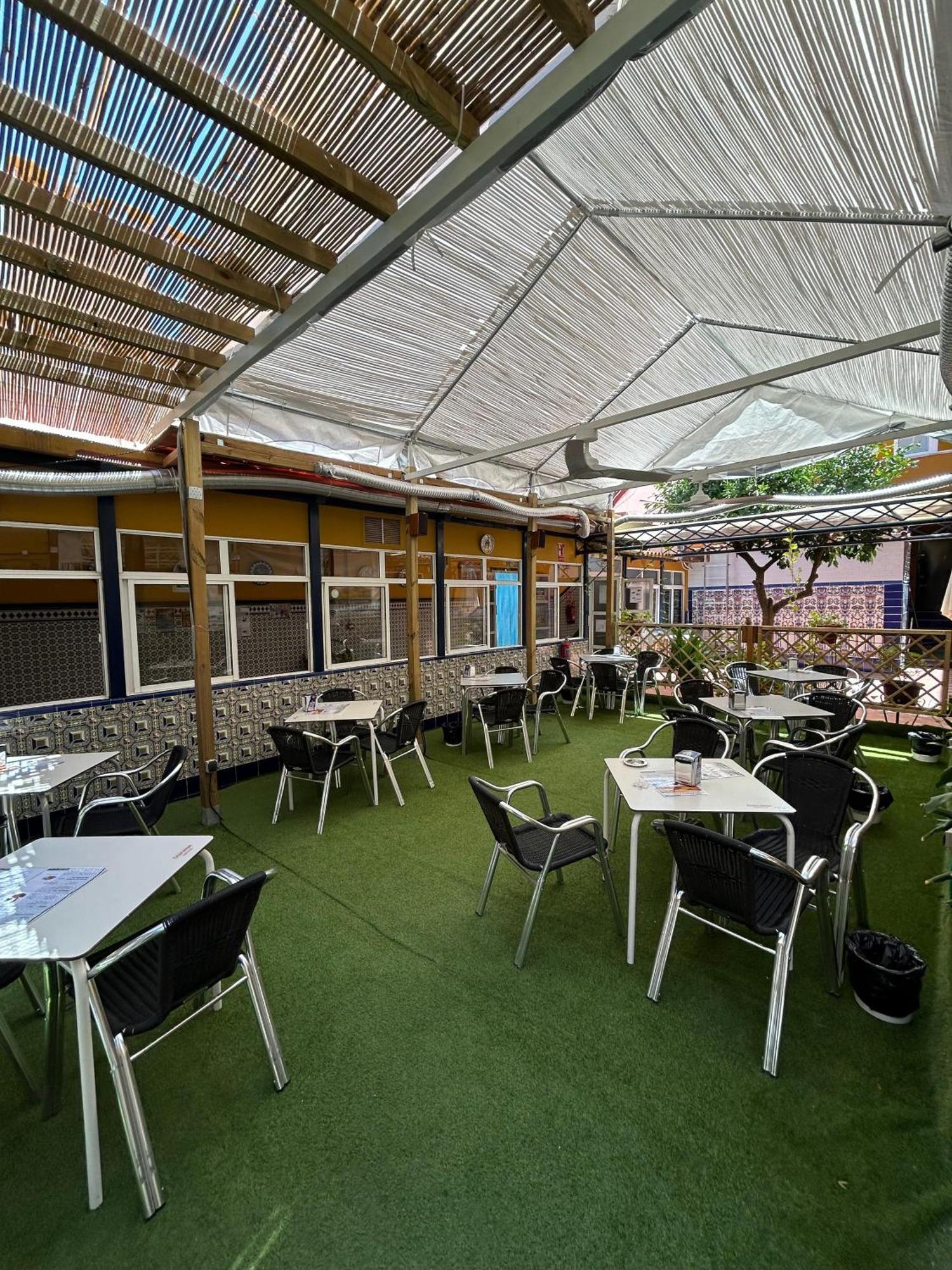 Hostal Avenida Andalucia - Solo Adultos Séville Extérieur photo