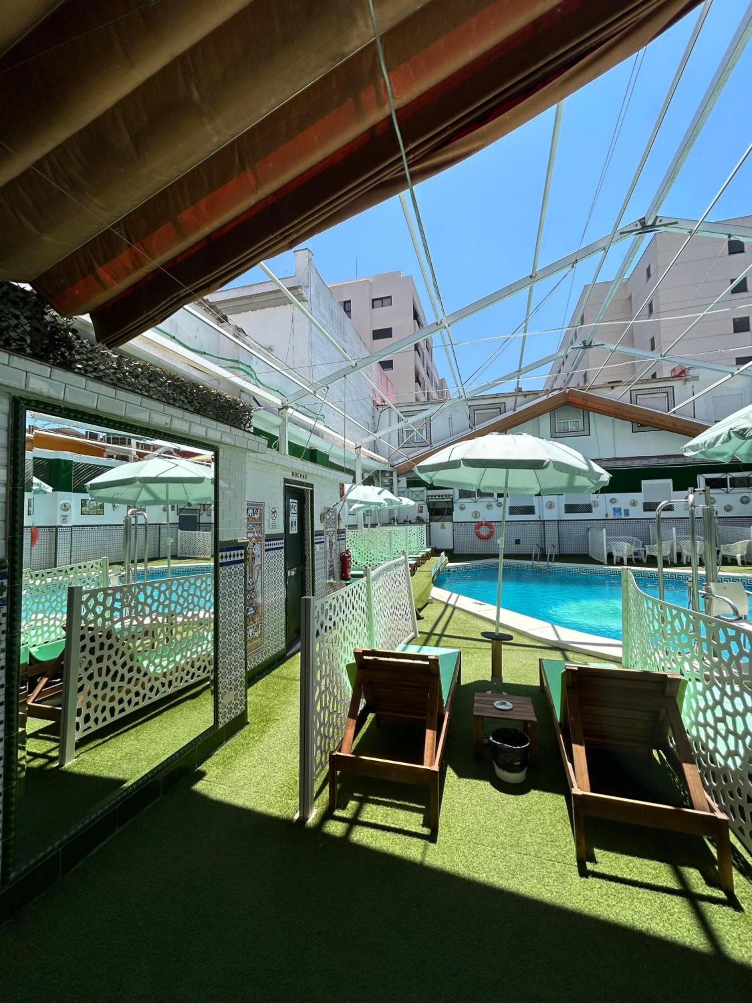 Hostal Avenida Andalucia - Solo Adultos Séville Extérieur photo