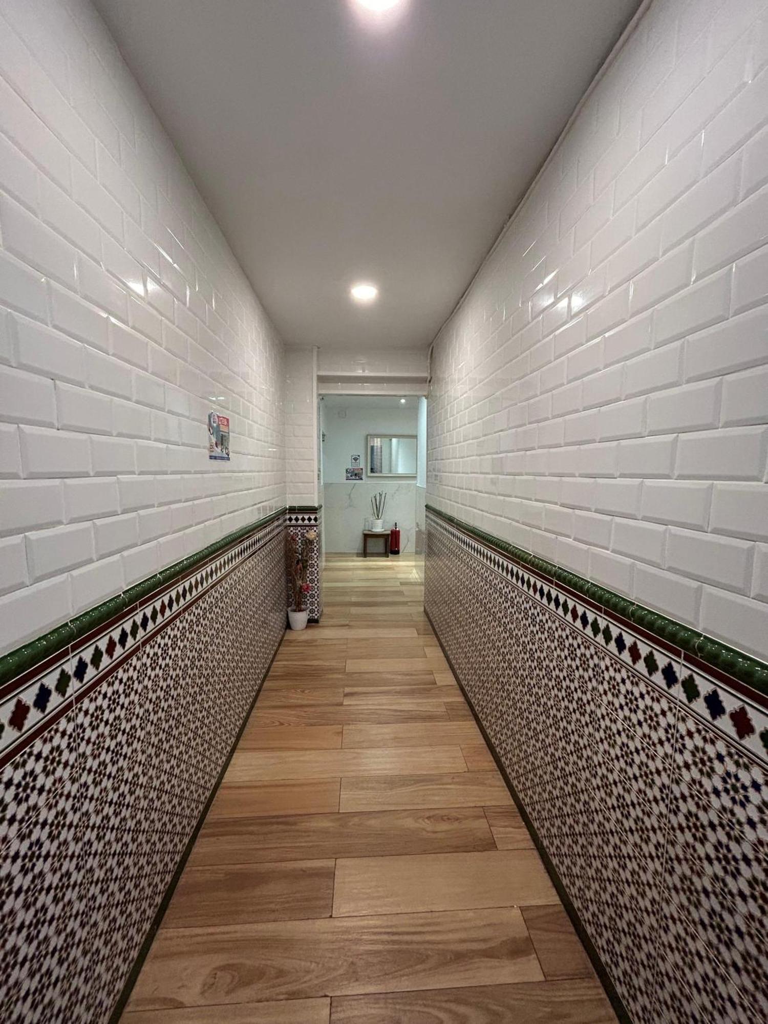 Hostal Avenida Andalucia - Solo Adultos Séville Extérieur photo