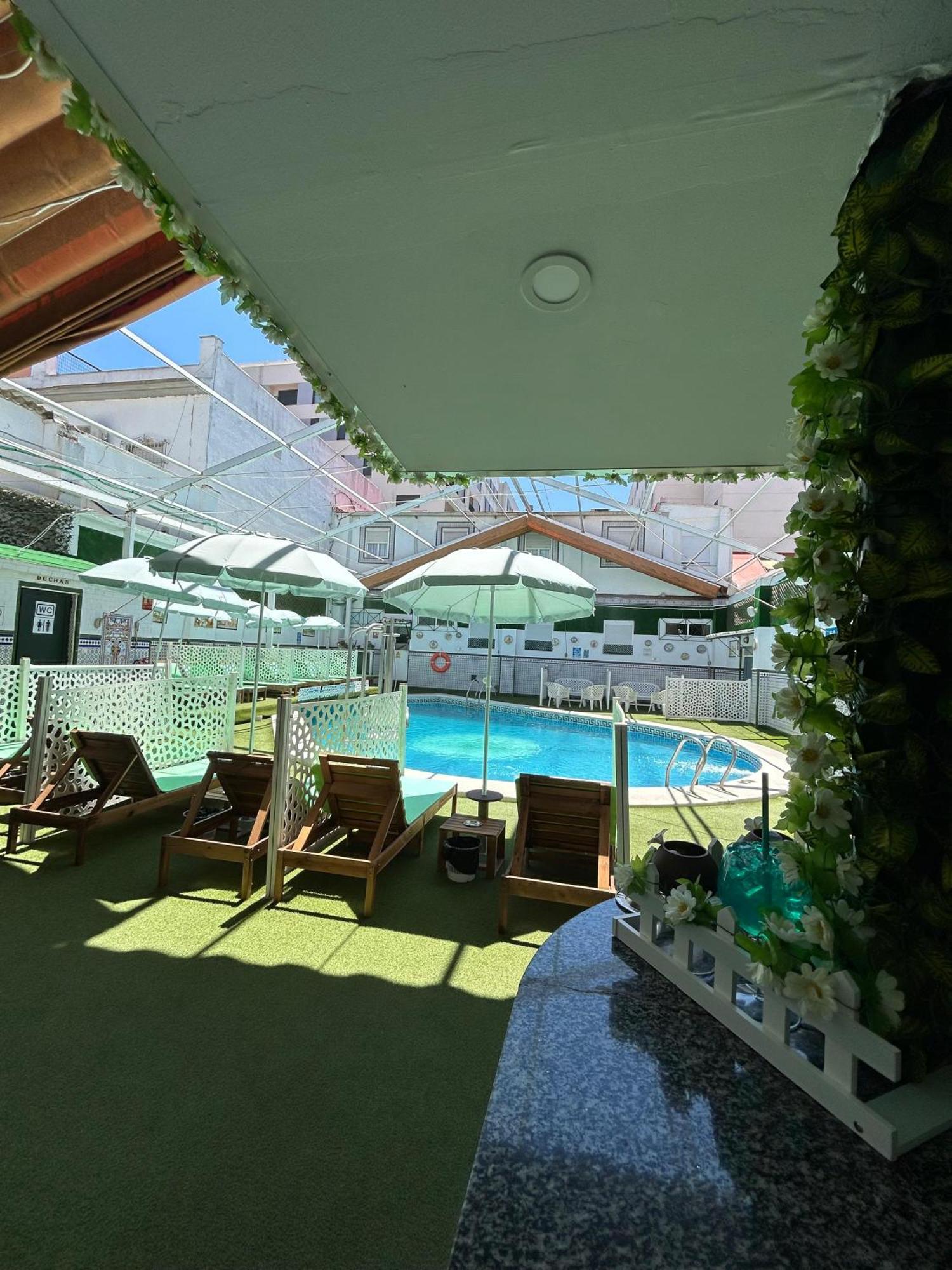 Hostal Avenida Andalucia - Solo Adultos Séville Extérieur photo