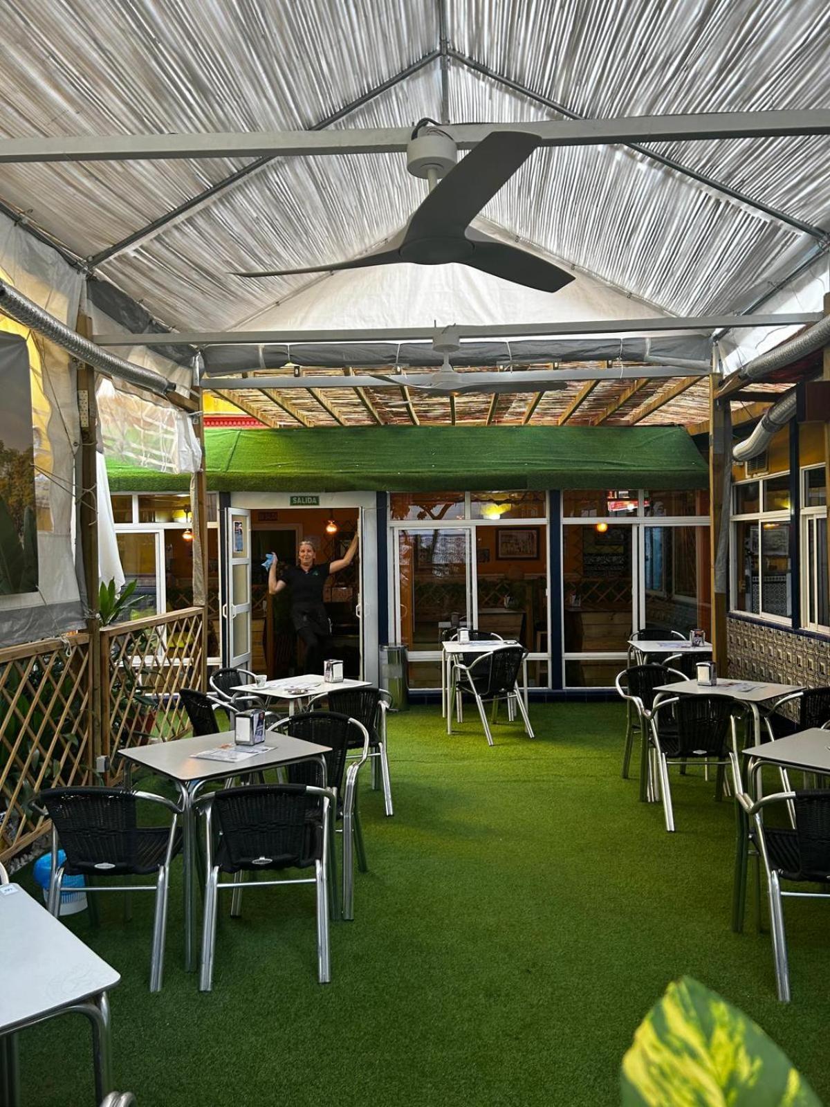 Hostal Avenida Andalucia - Solo Adultos Séville Extérieur photo