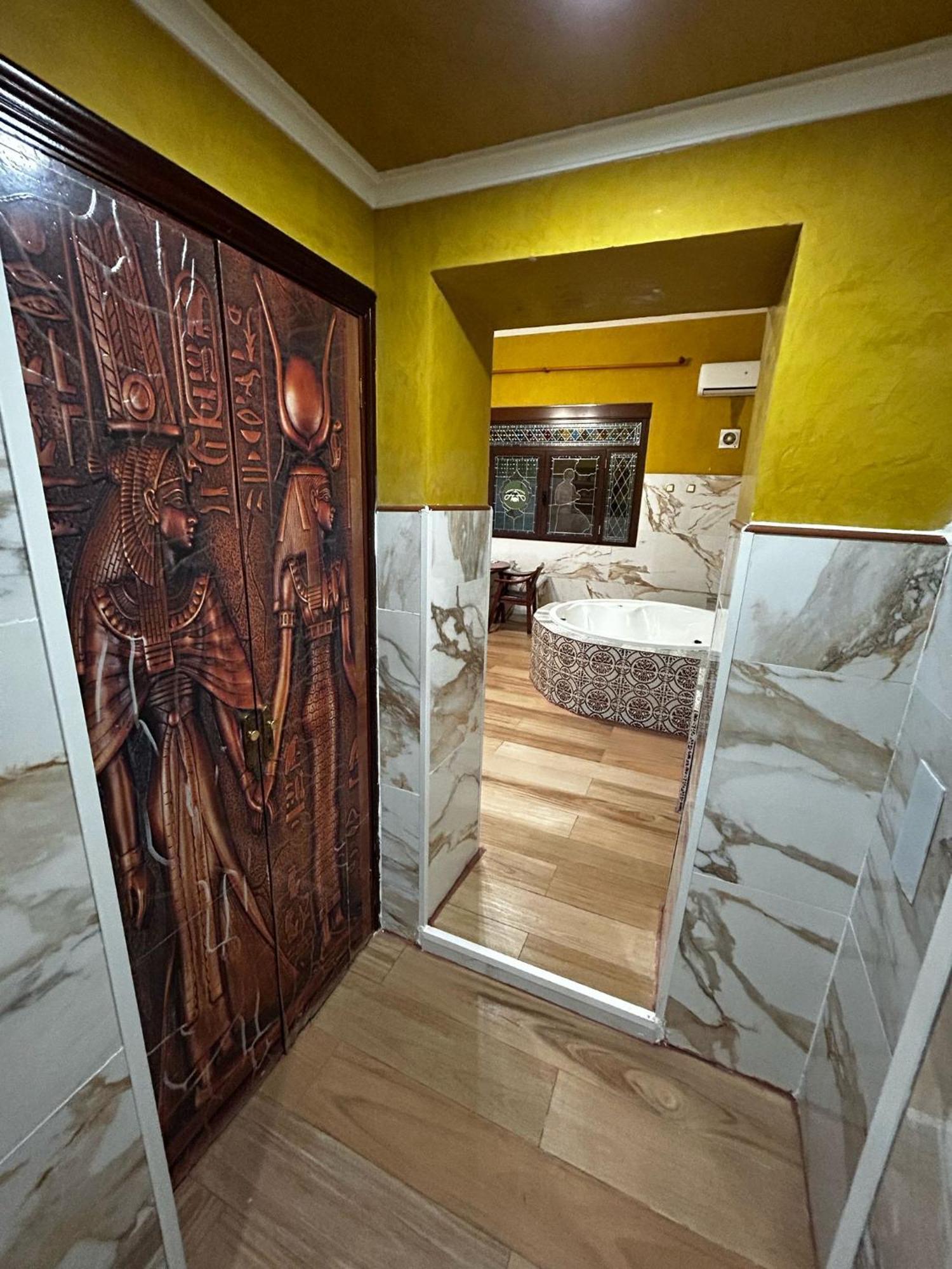 Hostal Avenida Andalucia - Solo Adultos Séville Extérieur photo